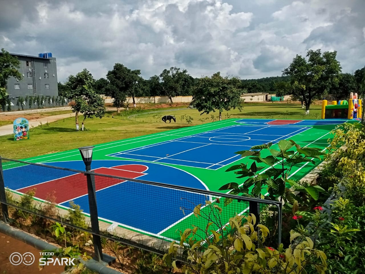 basketball badminton court